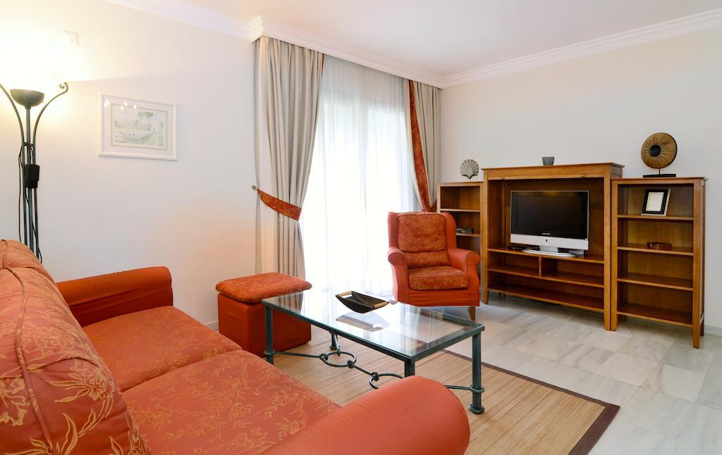 Club Jardines Del Puerto Appartement Marbellac